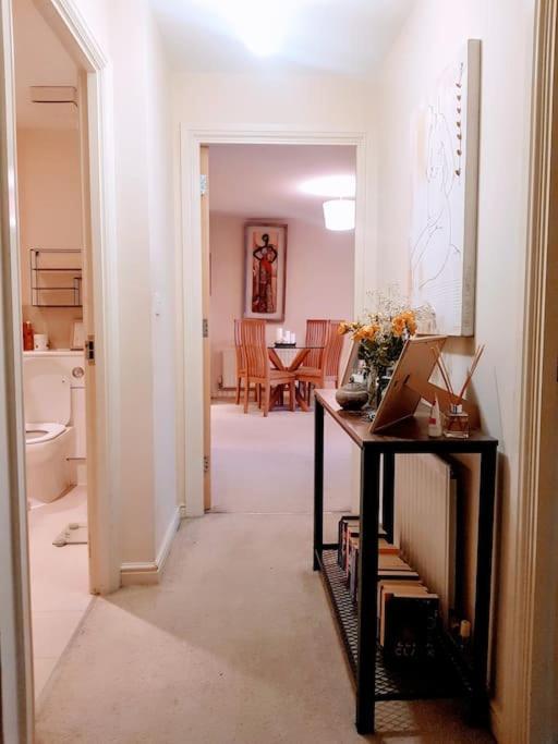 Central Spacious And Secure With A Double Bed Edgware Exterior photo